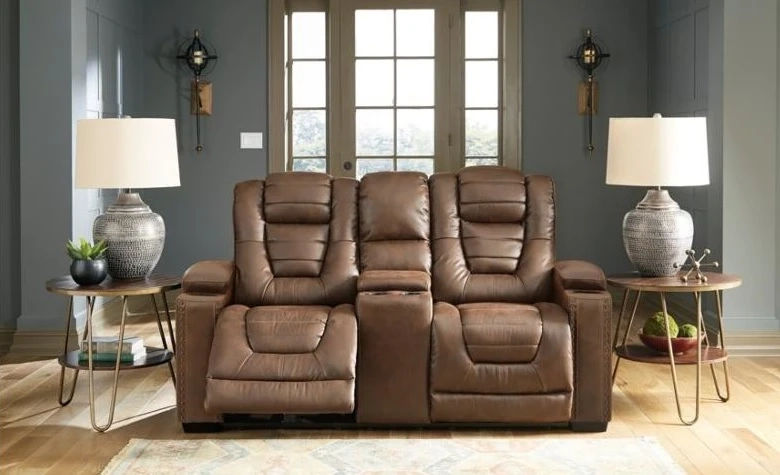 Everyday Comfort That Feels Personal With the 70769 L1 1KS 148 Manwah Limited Swivel Recliner