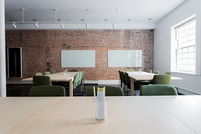 How to decorate your office walls within budget?
