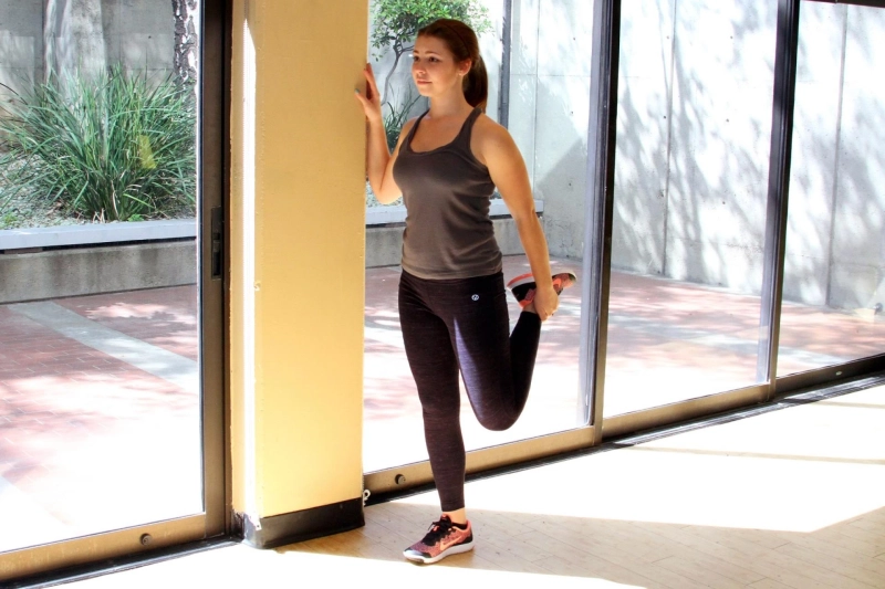 Why Stretching Before and After a Workout Is Essential