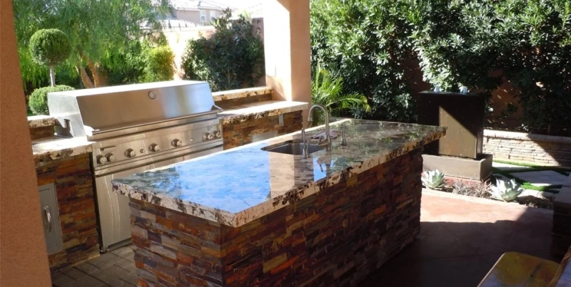 Hardscape & Outdoor Kitchens Design Tips for Every Home