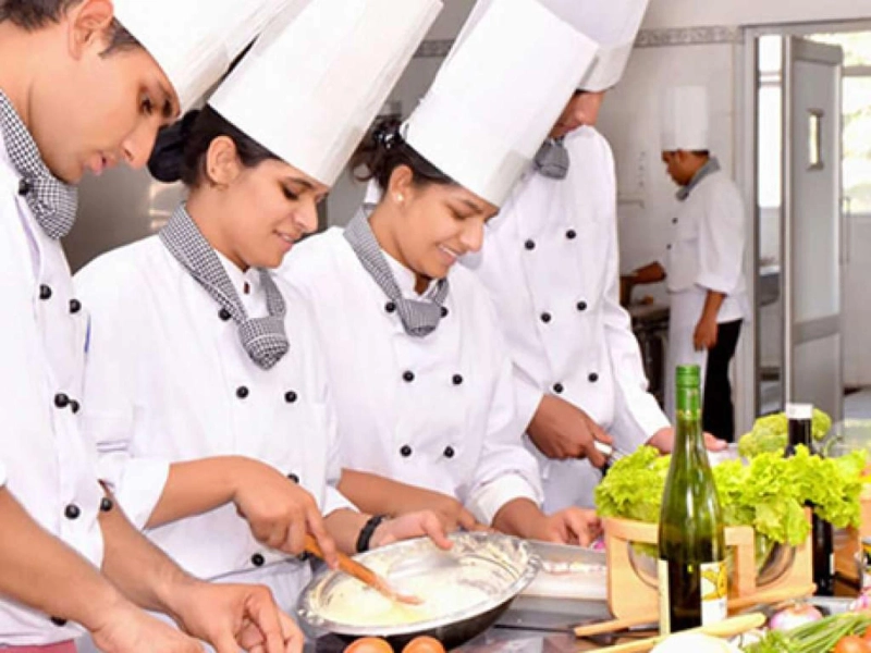 Career opportunity through international hotel management course