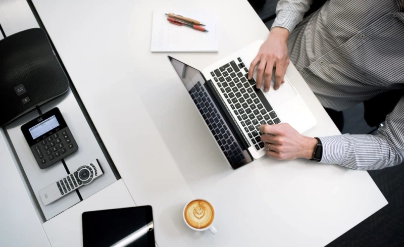Minimize Financial Risk with a Bookkeeper