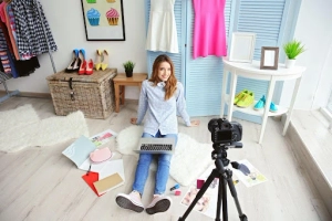 What is Fashion Communication?
