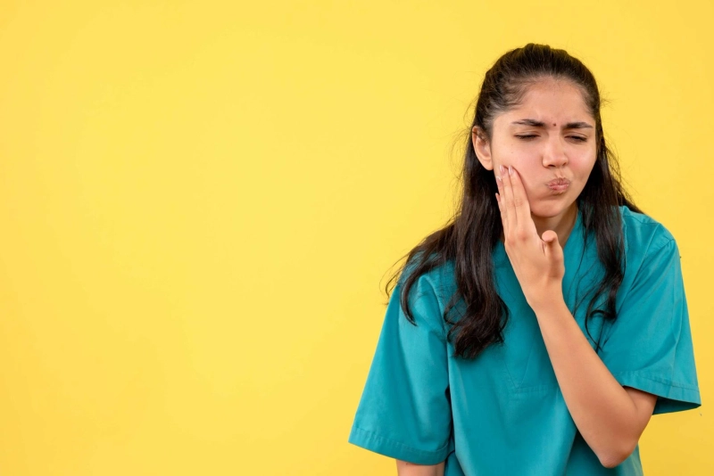 Common Root Canal Symptoms: Pain, Sensitivity & Infection