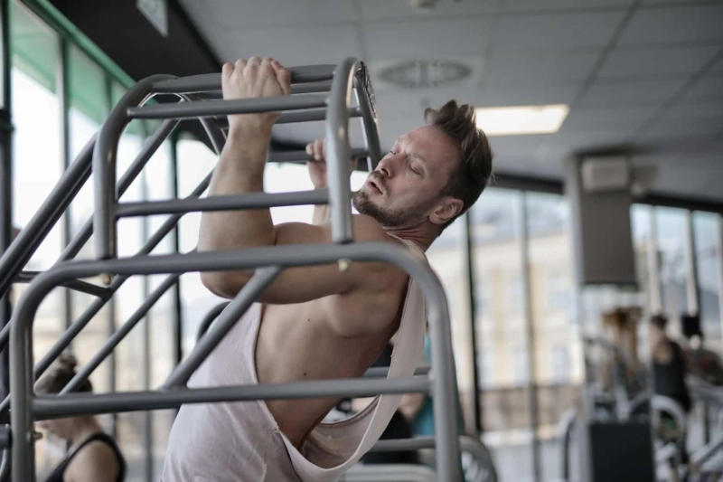 4 Best Exercises Using A Chin-up Bar!