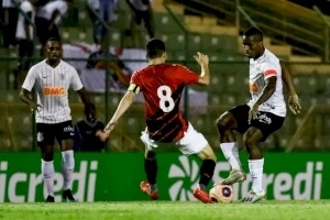 Corinthians vence Athletico e enfrenta Inter na semi da Copinha