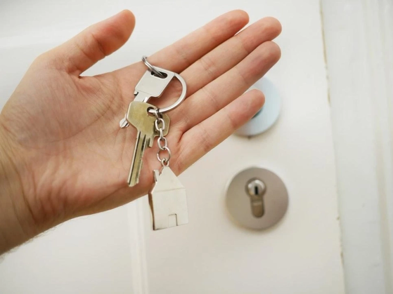 Five Reasons To Hire A Professional Locksmith Services