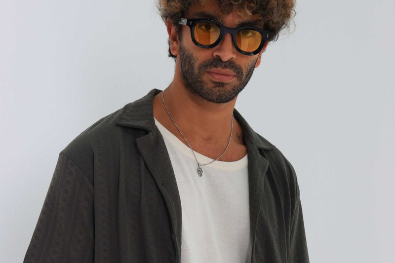 The Ultimate Guide to Shopping for Sunglasses in 2024