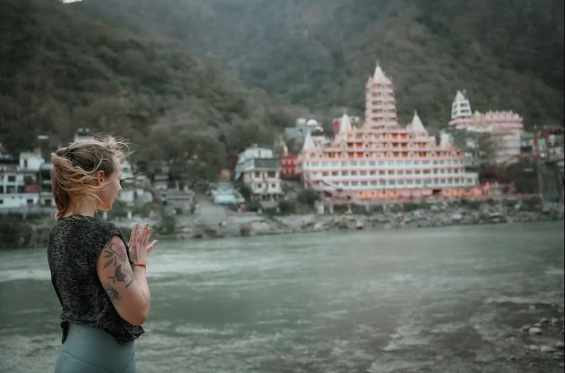 Free Yoga Classes in Rishikesh
