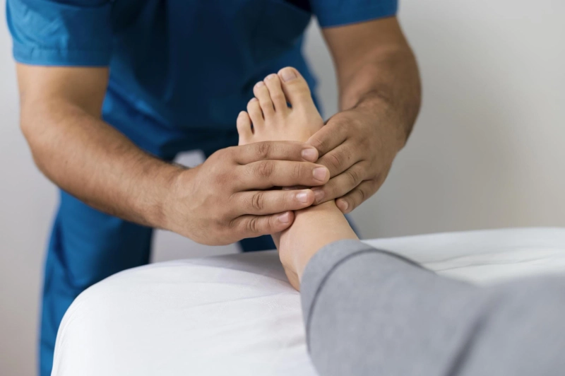 Finding the Right Podiatrist in Kowloon or Central: What You Need to Know