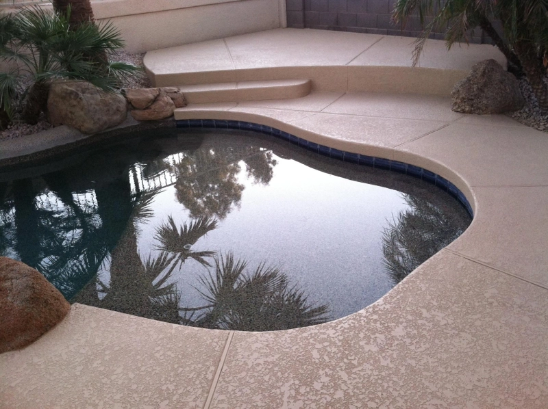 How Kool Decks Installation Helps Reduce Slips and Summer Burns