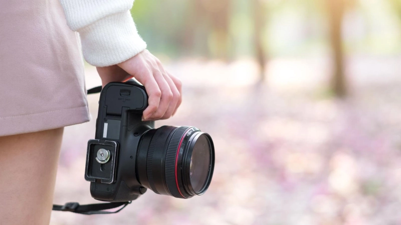 Planning Your Big Day in Idaho Falls? How to Choose a Wedding Photographer Who Captures Real Emotion