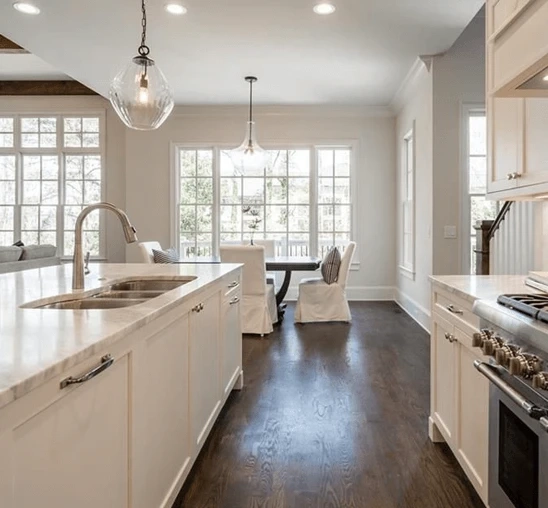 A Look At Some Of The Best Flooring Options For Modern Kitchens