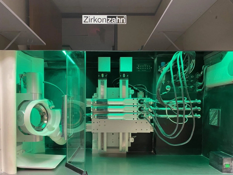 Uptown Dental Lab & Milling Center