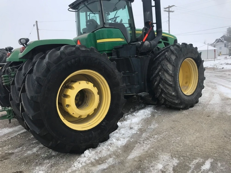 Best Radial Compact Tractor Tires for Snow Removal