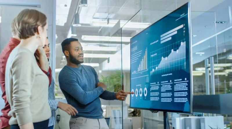 The Definitive Guide to Digital Signage Solutions: Harnessing the Power of Technology for Effective Communication