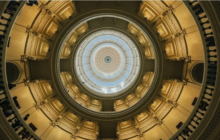 Where to Find the Best Liquor and Wine Deals in Liberty Hill, TX?