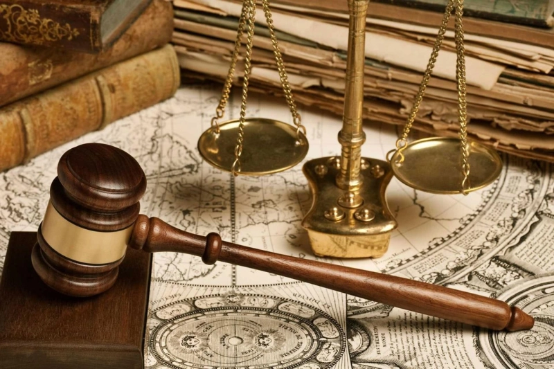 The Business Benefits of Add Law Firms to the Community