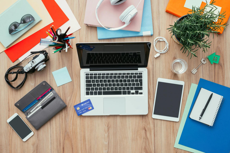 Best Holiday Deals from Online Electronics Stores in 2025