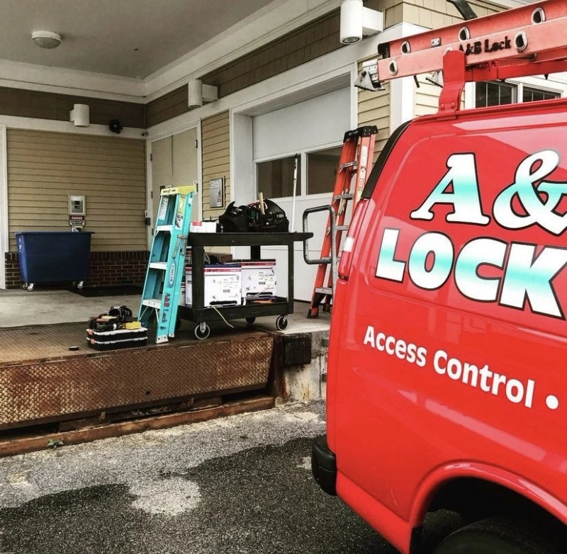 Why Every Driver in Tamarac Needs a Dependable Auto Locksmith on Speed Dial
