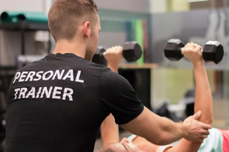 Why Hire a San Diego Personal Trainer to Reach Your Goals?