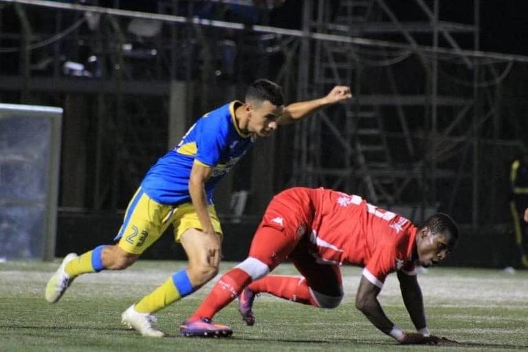 Por influência do governo, futebol na Nicarágua continua em atividade