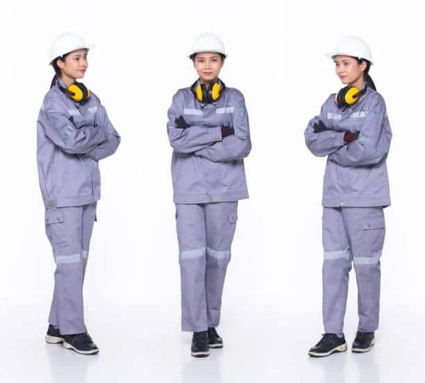 Are Ladies Insulated Coveralls Worth It? Exploring the Pros and Cons of this Cold Weather Gear.