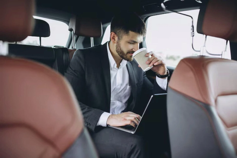 Corporate Shuttle Service vs Individual Transportation Costs