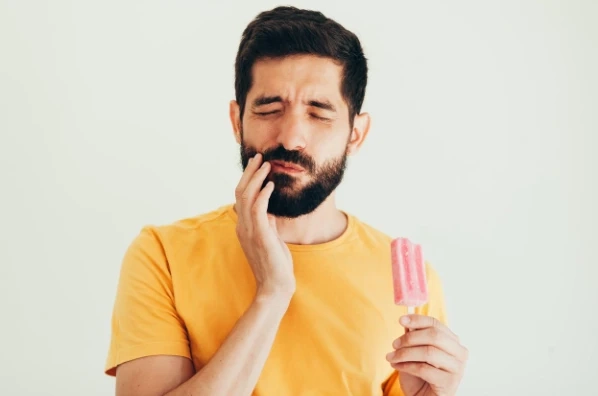 9 Tips to Relieve Tooth Sensitivity !