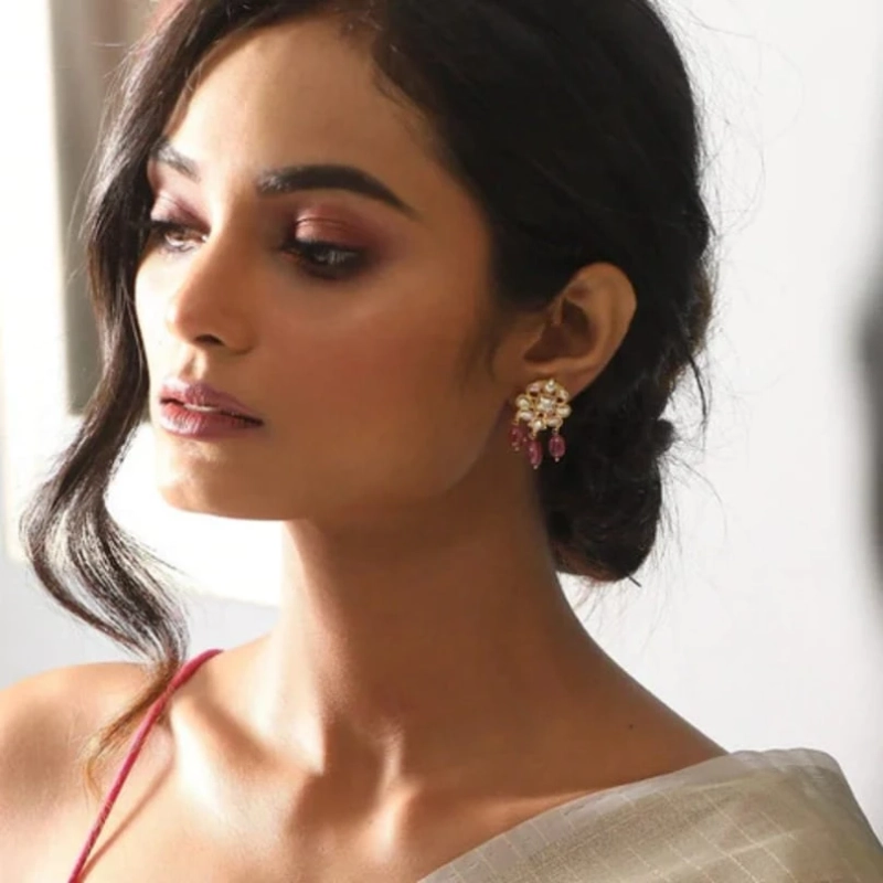 5 Traditional Silver Stud Earrings Taking 2022 Wedding Season By Storm