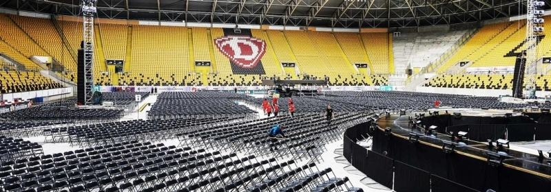 Bases for Folding Chairs for Events: How to Choose Them