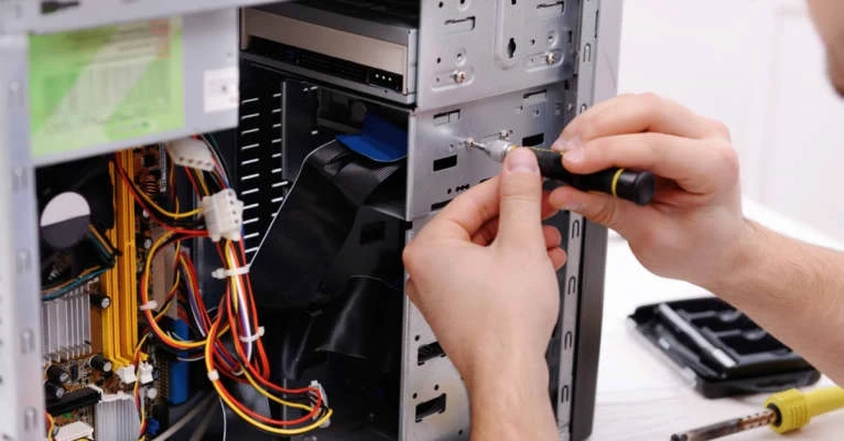 Discover The Experienced Team for Emergency PC Repair Services