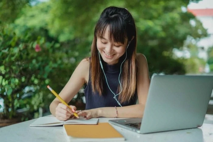 Hurricane In Onboarding: E-Learning That Wins Hearts And Minds