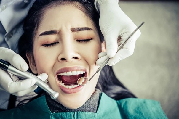 When Should You See a Dentist in Spring Hill for an Emergency?