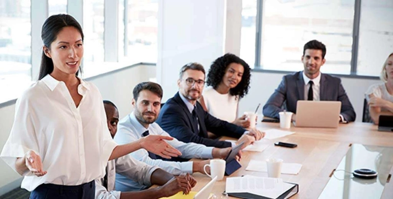 Why Should You Hire A Special Coach To Learn Storytelling Business?