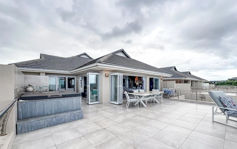 Building a Weather-Resilient Home in the Houston–Galveston Corridor: A Contractor’s Perspective