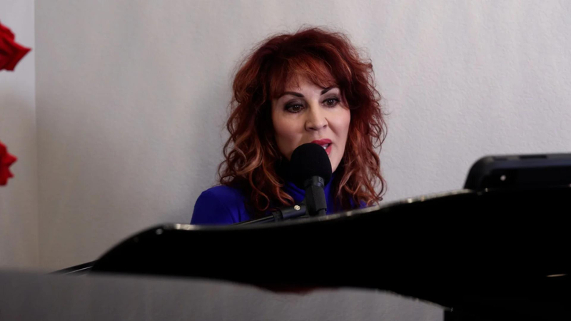 Make Your Event Truly Unforgettable with Live Piano and Vocal Performances