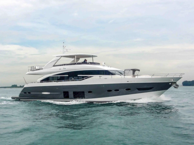 Top 10 Luxury Yachts for Sale in Miami in 2026