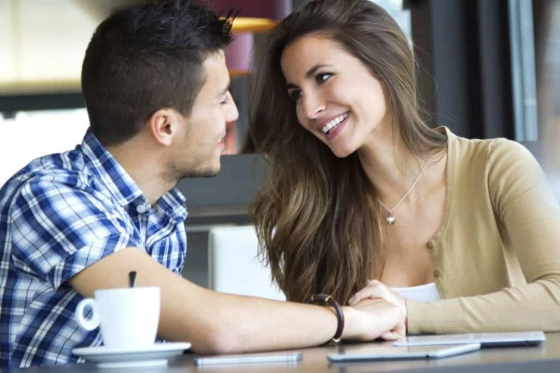 How Do You Get a Guy To Take You Out On a Second Date?