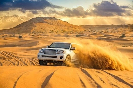 Evening Desert Safari Dubai: An Unforgettable Arabian Adventure