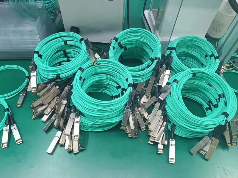 What is an Active Optical Cable (AOC)?