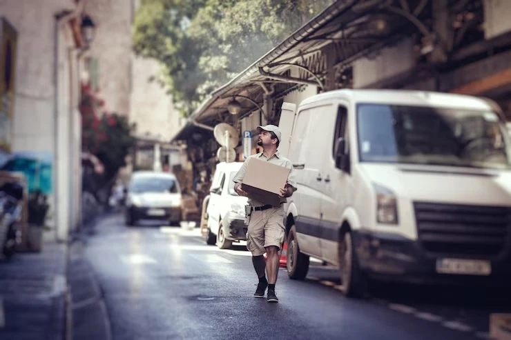 6 Steps to Move Your Office Equipment Safely in a Van