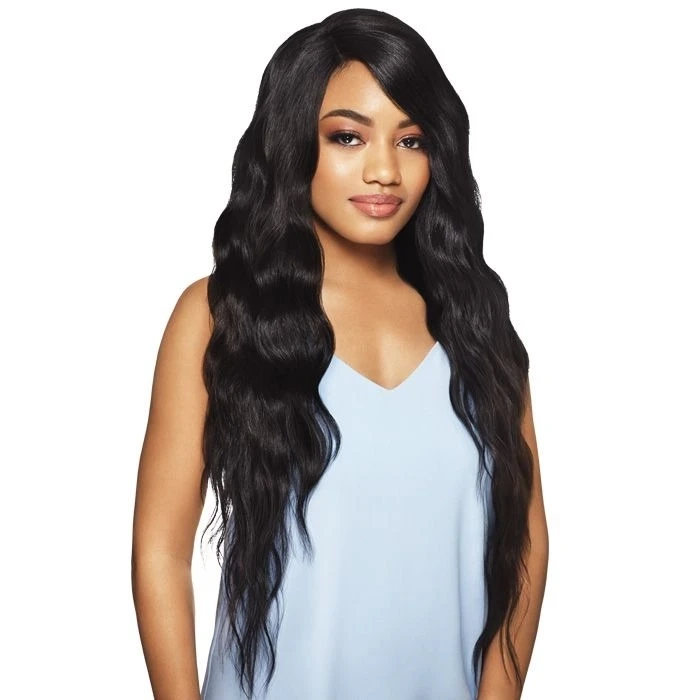 Hand-Tied Wigs 101: How To Pair Them Perfectly With Curtain Bangs