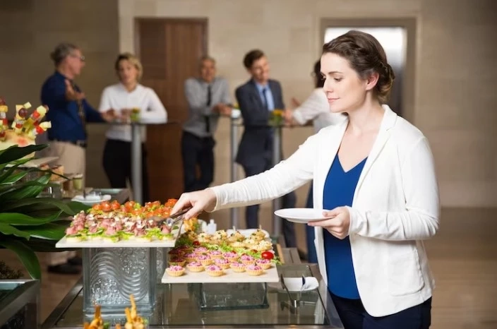 Outdoor Full Catering Service for Memorable Occasions