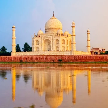 Unraveling the Wonders of India through Guided Tours