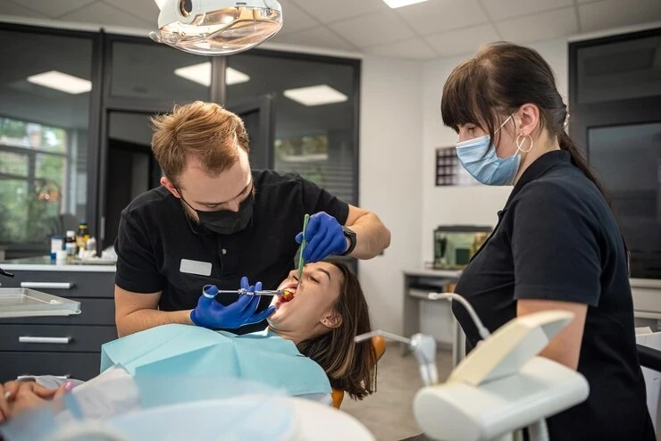 When to See an Emergency Dentist