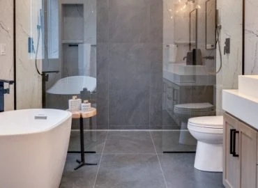 7 Expert Tips For A Successful Bathroom Makeover