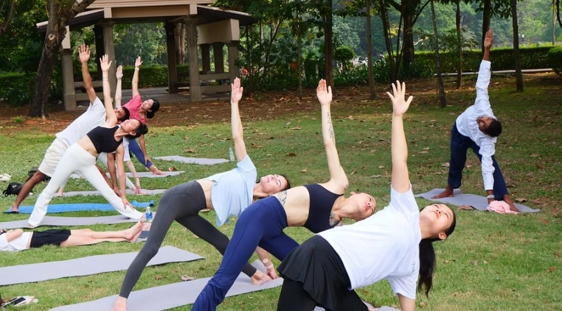 What Can You Expect from Yoga Retreats?