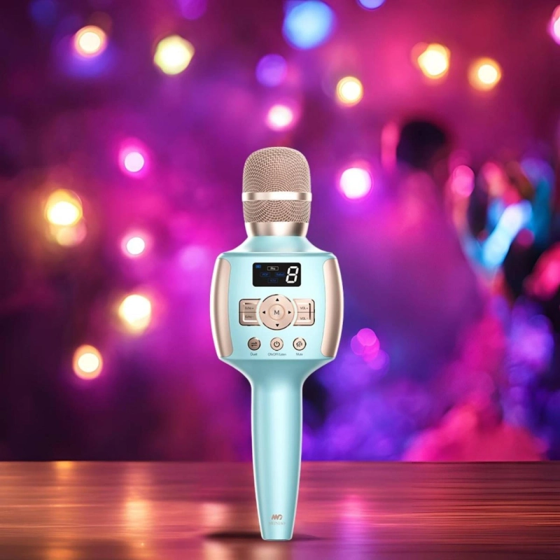 Choosing the Best Speaker and Microphone for Events