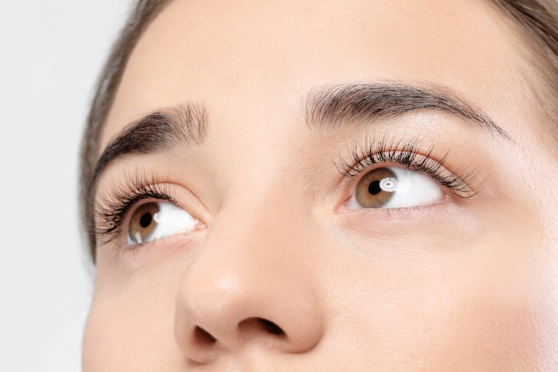 Desire to get longer eyelashes?